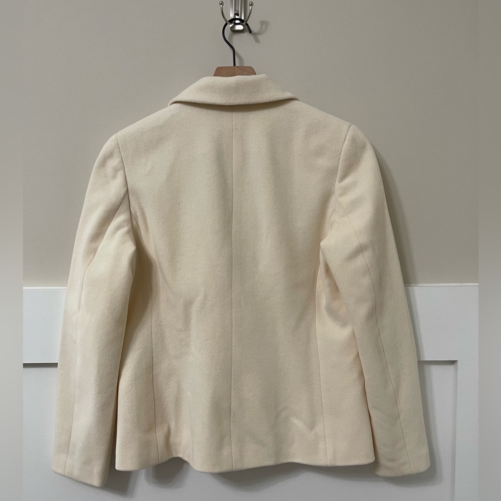 Charter Club Wool-Cashmere Cream Blazer Size 10 - Picture 4 of 5